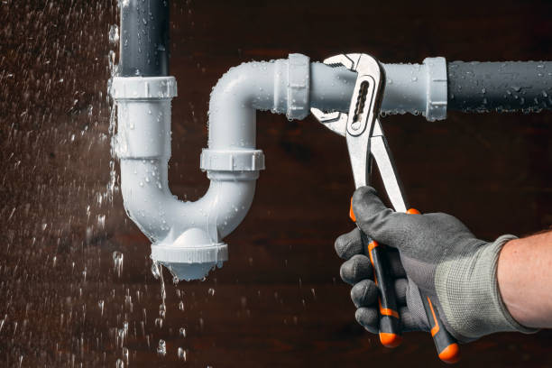 Professional Drain Cleaning technician working in Leslie, GA